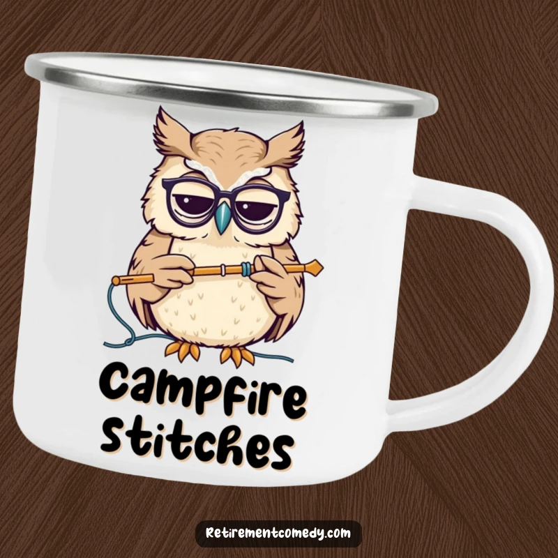 Funny camping mug with a wise owl wearing glasses, nodding while holding a knitting needle, perfect for enjoying drinks outdoors with a humorous touch.